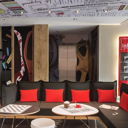 Ibis Centre Gare Sud 3* נאנט