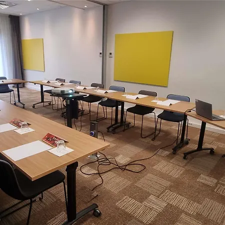 Szálloda Ibis Centre Gare Sud 3*