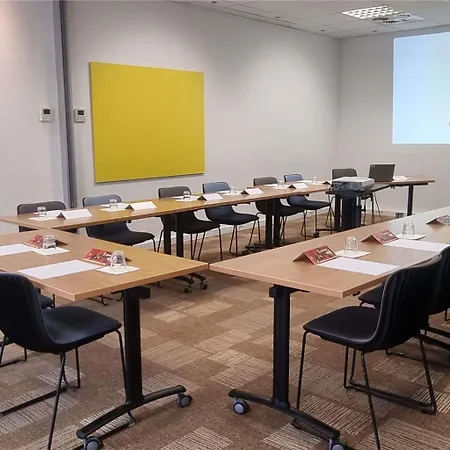 Ibis Centre Gare Sud Szálloda 3*