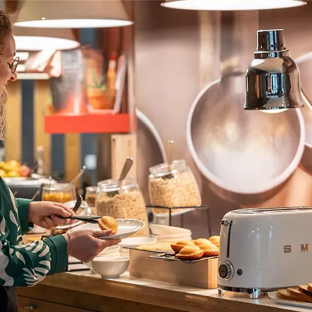 酒店 宜必思南特中心南车站酒店 3*