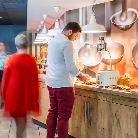 Ibis Centre Gare Sud 3*