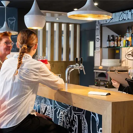 イビス サントル ガール シュッド