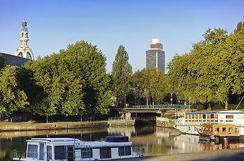 Ibis Centre Gare Sud 3* נאנט