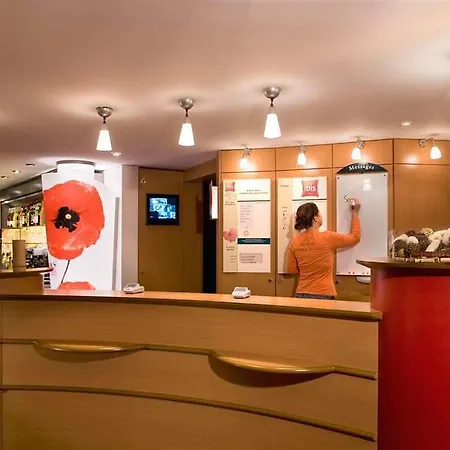 Ibis Centre Gare Sud 3*