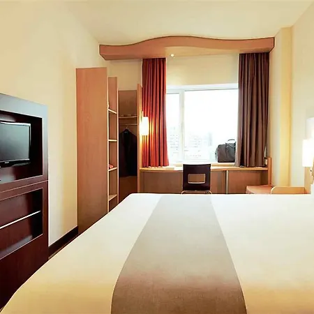 Ibis Centre Gare Sud