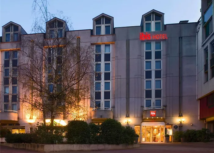 Ibis Centre Gare Sud Отель Нант