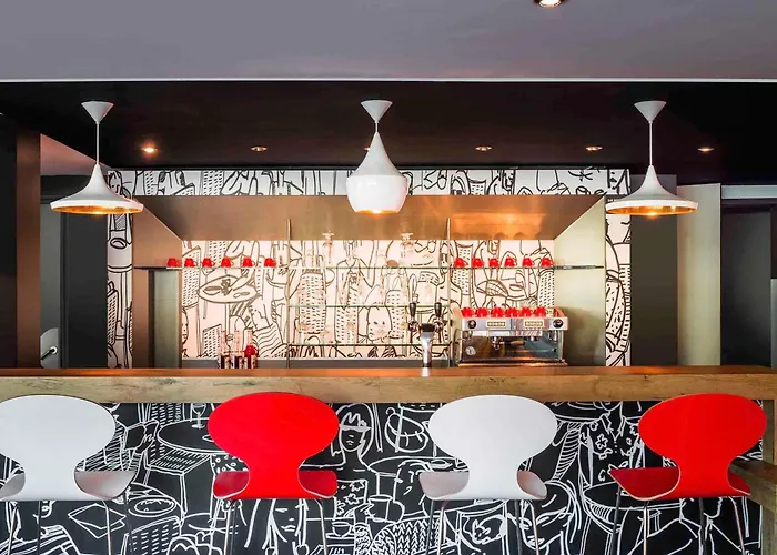 宜必思南特中心南车站酒店 酒店 3*