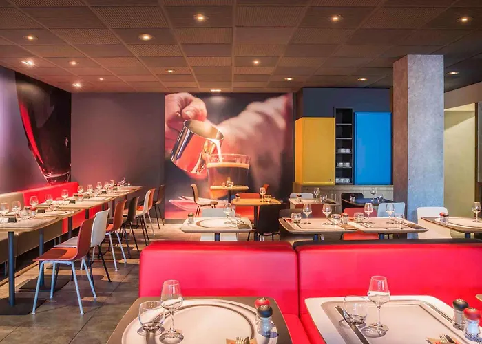 Ibis Centre Gare Sud Hotel 3*