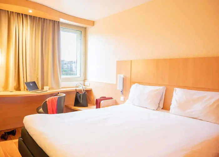 Ibis Centre Gare Sud